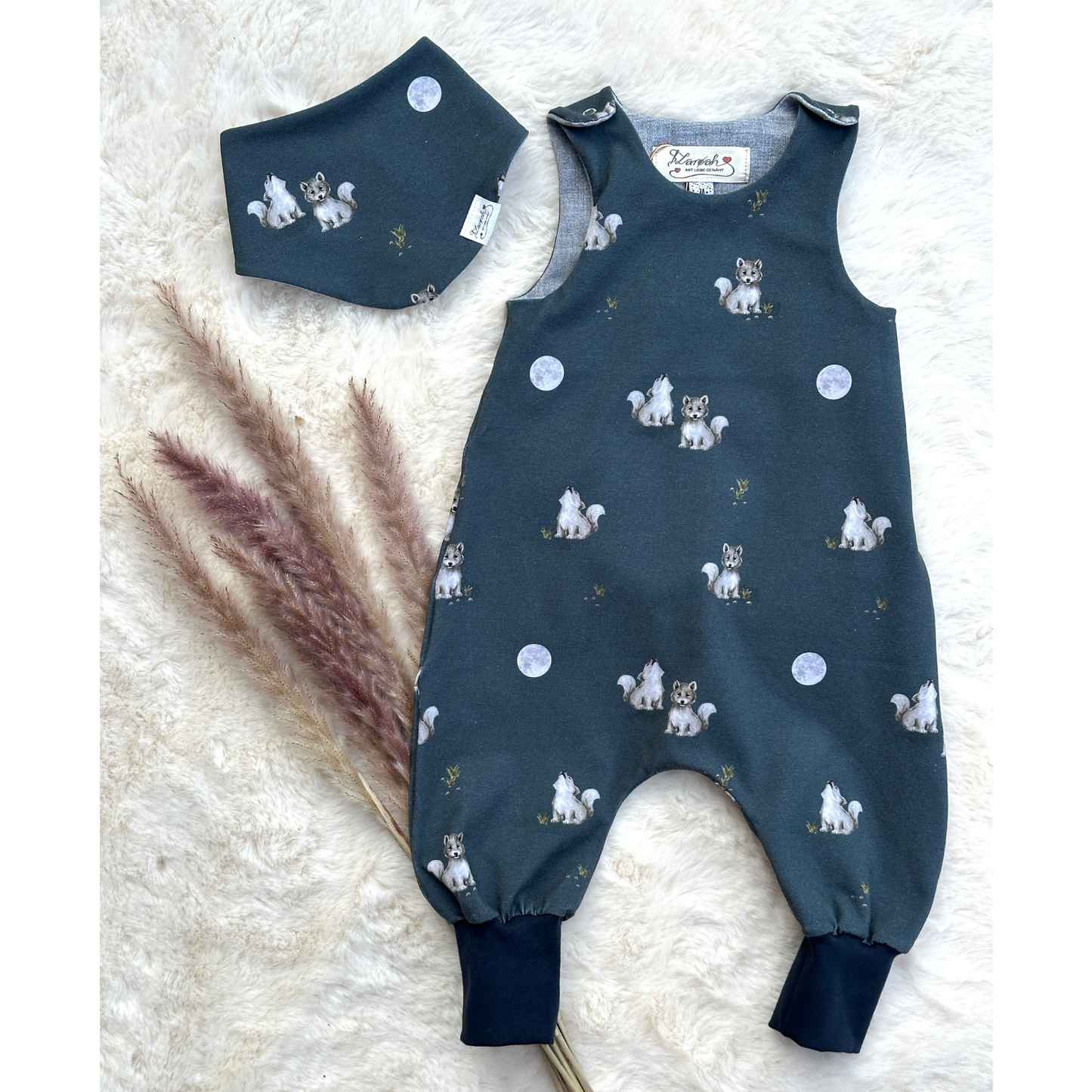 Baby-Set Strampler + Halstuch Wolf Bio Größe von LAROAH
