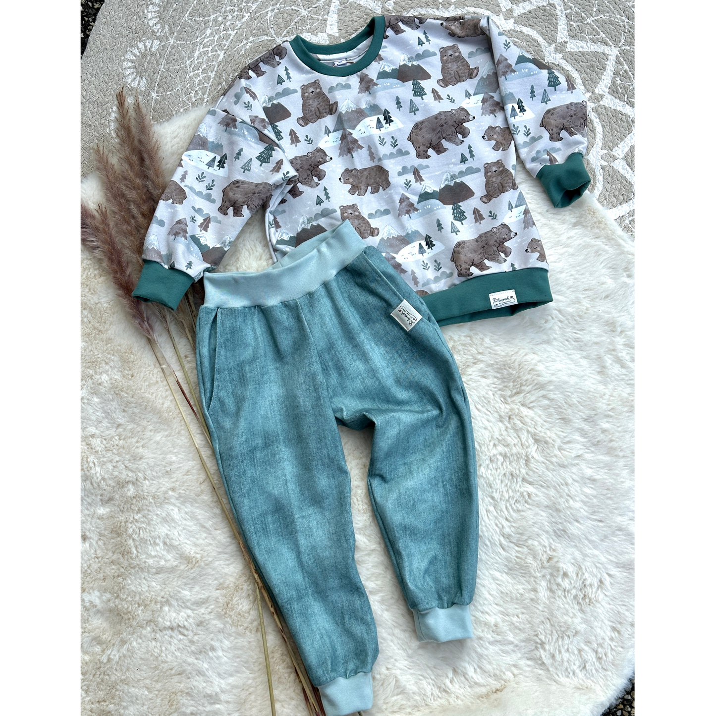 Set Sweater + Jogger Bio Bären Größe von LAROAH