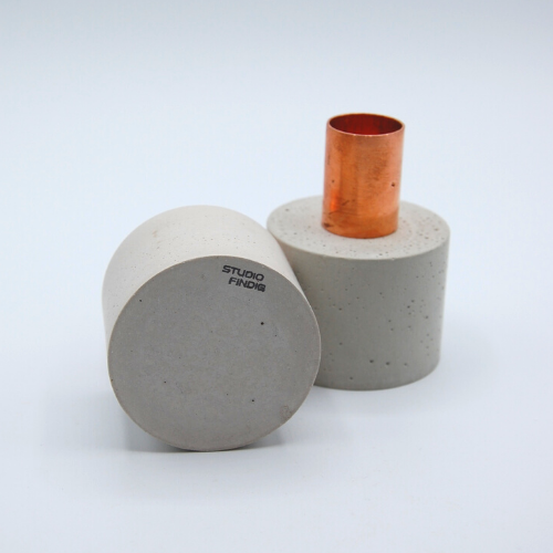 Vase und Kerzenhalter