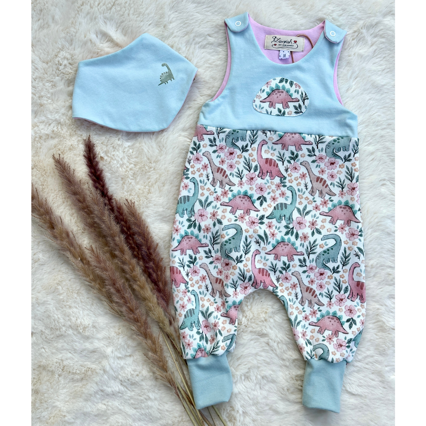 Baby-Set Strampler + Halstuch Dino Bio Größe von LAROAH
