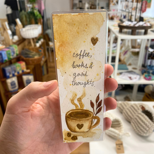 Handbemaltes Lesezeichen – Kaffee and Booklovers | Handgemachtes Unikat für Bücherfreunde von books by yen