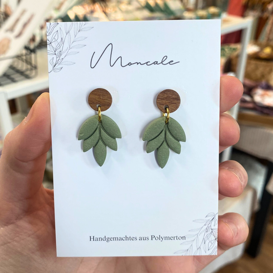 Blätterohrringe aus Polymerton von Moncale