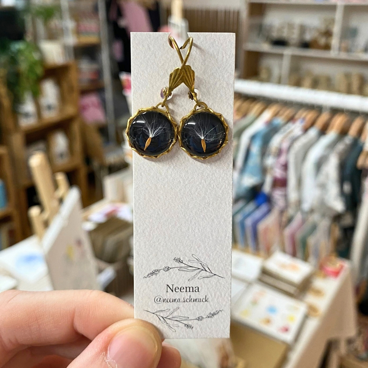 Ohrringe Pusteblume Blau (OriPBB) von Neema Schmuck