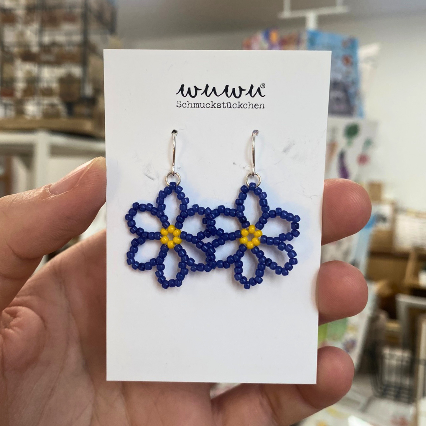 Ohrring blaue Blume von Wuwu