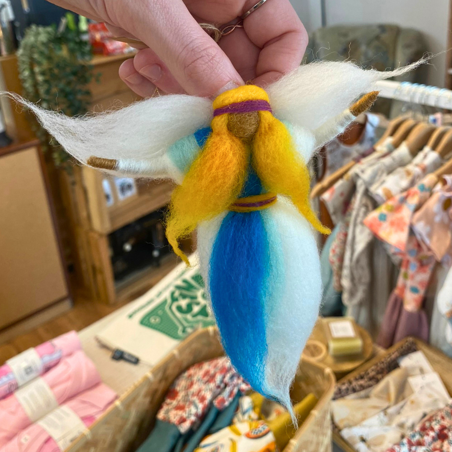 Engel blau von WoolMoonFelt