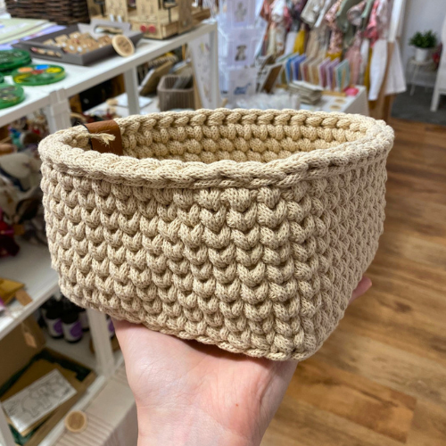 Eckkörbchen mittel beige von Handmade by PINI