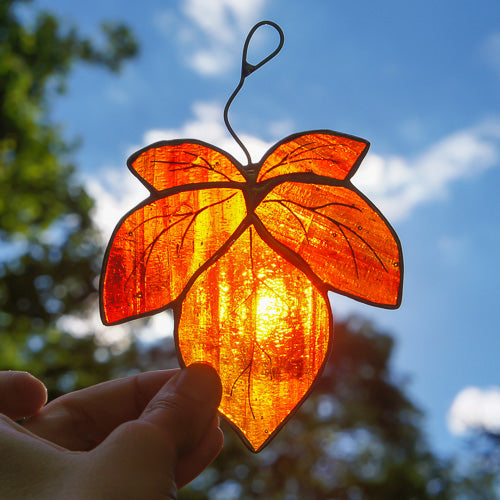Herbstblatt Tiffany Glaskunst von Magpie Castle