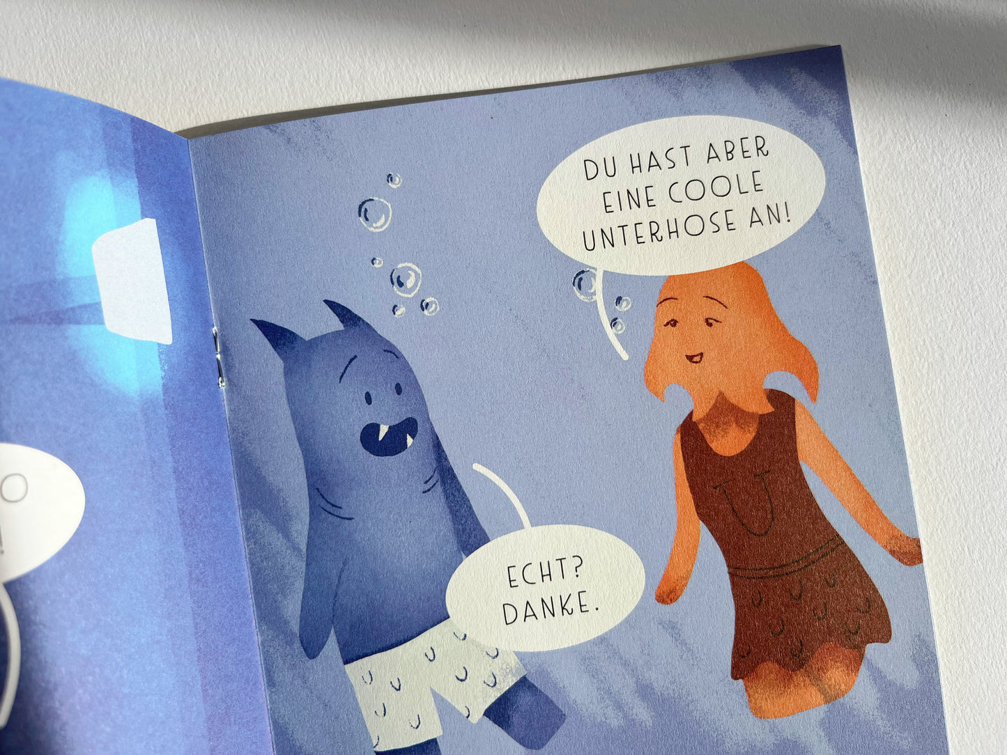 Kinderbuch: Ein Ungeheuer fürchtet sich by Adina und Lena