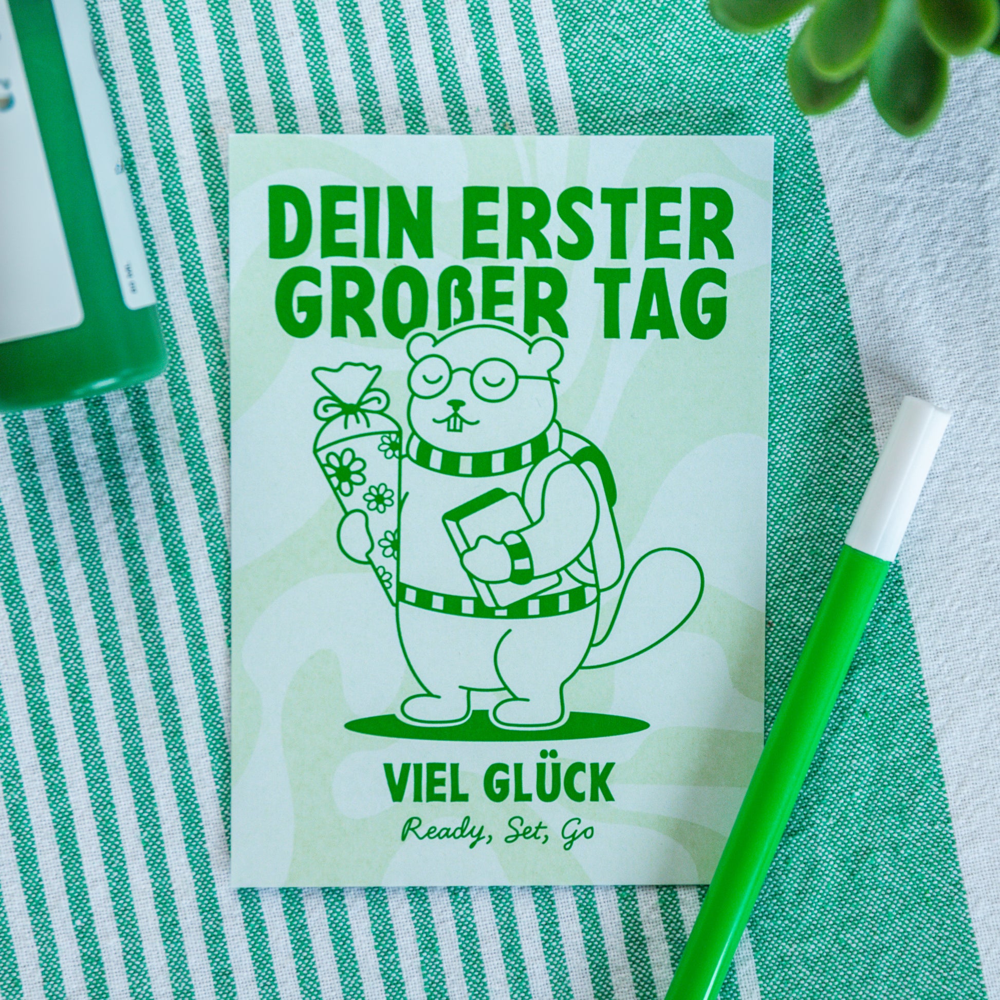 Murmeltier mit einer Schultüte